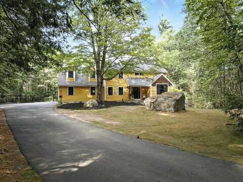 11 Cedar Drive, New Boston, NH 03070