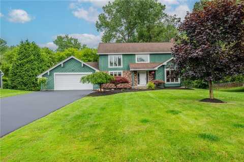8 Pond Valley Circle, Penfield, NY 14526