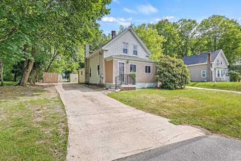 40 South Avenue, Derry, NH 03445