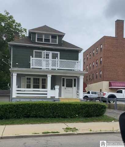 2747 S SOUTH Park Avenue, Lackawanna, NY 14218