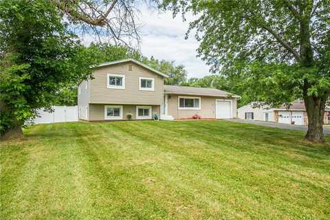 209 Thompson Road, Henrietta, NY 14623