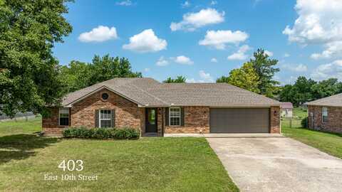 403 E 10th Street, Grove, OK 74344