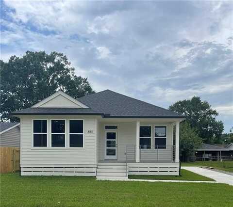 680 HUNTERBROOK Drive, Gretna, LA 70056