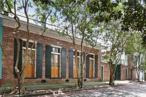 1124 BARRACKS Street, New Orleans, LA 70116