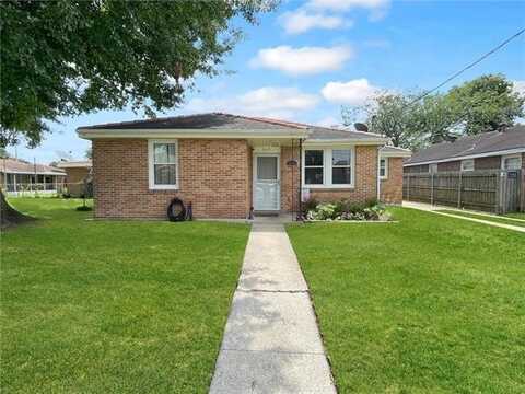 3113 IVY Place, Chalmette, LA 70043