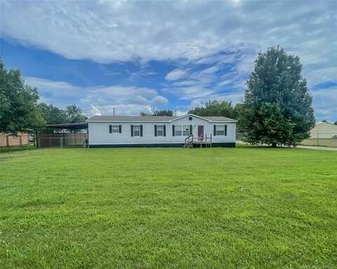 92 Kiamichi Road, Eufaula, OK 74432