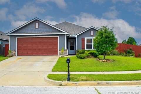 10410 S James Street, Jenks, OK 74037