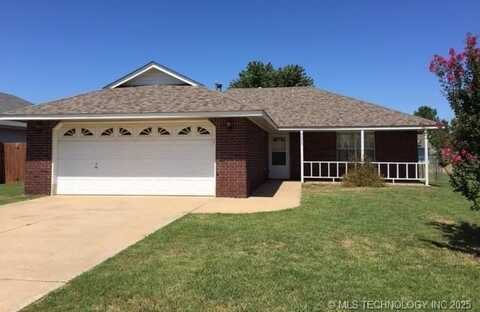 9375 E 530 Road, Claremore, OK 74019