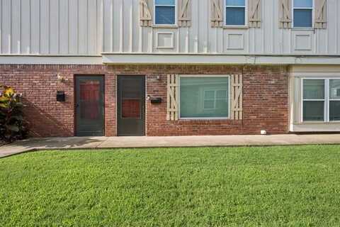 6152 S Madison Place, Tulsa, OK 74136