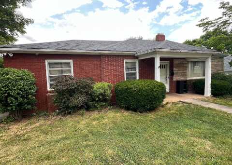 701 College Street, Narrows, VA 24124