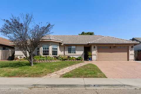 825 Rosana Place, Nipomo, CA 93444