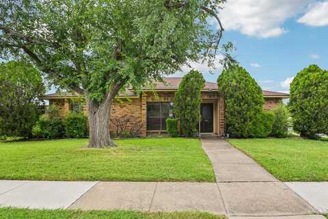 5605 Blair Oaks Drive, The Colony, TX 75056