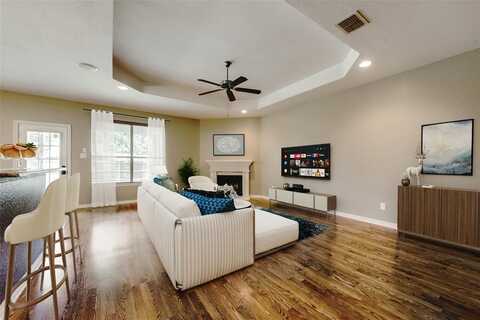 2206 Creek Side Drive, Weatherford, TX 76087