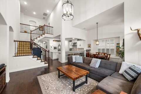 7313 Bright Water Road, Fort Worth, TX 76132