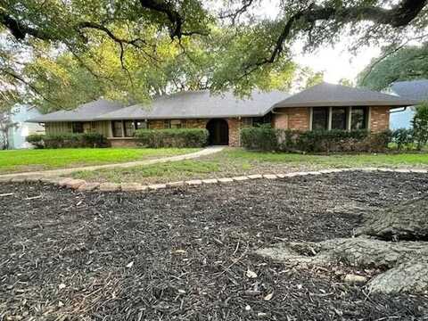 5619 Lake Jackson Street, Waco, TX 76710