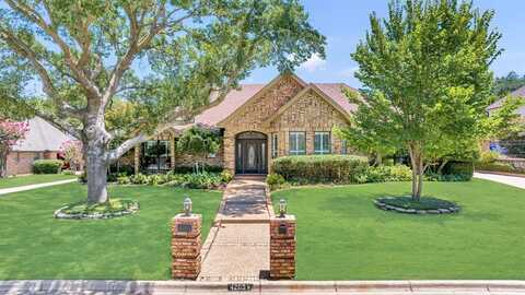 4203 Pembrooke Parkway W, Colleyville, TX 76034