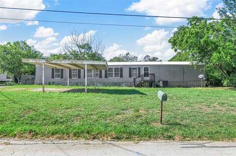 1905 Halsell Street, Bridgeport, TX 76426
