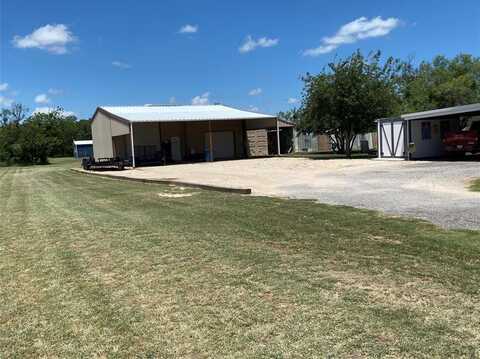 608 Chestnut Street, Cross Plains, TX 76443