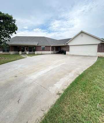 153 Twin Springs Ranch Lane, Weatherford, TX 76087