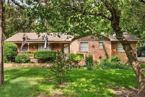 1003 Tanglewood Drive, Cedar Hill, TX 75104