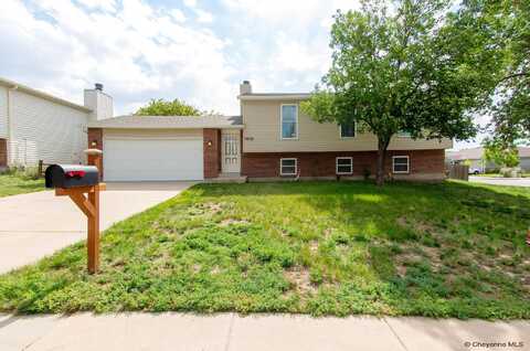 4301 PATHFINDER AVE, Cheyenne, WY 82001