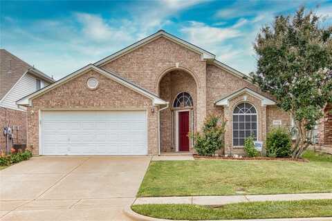 8755 Sunset Trace Drive, Fort Worth, TX 76244