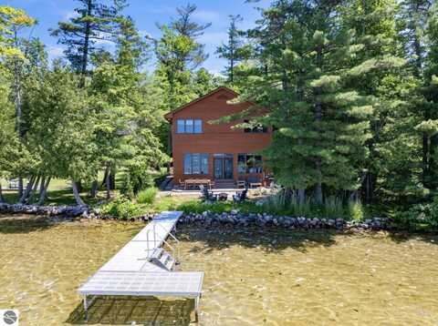 7276 WILLIAMS COURT, ELK RAPIDS, MI 49629