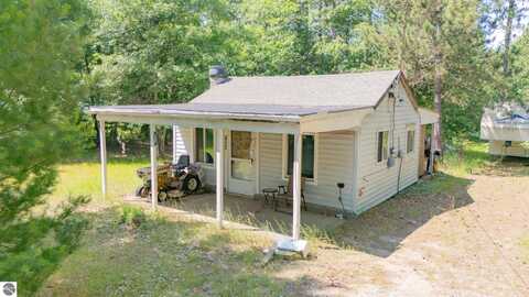 1849 E PIONEER ROAD, ROSCOMMON, MI 48653