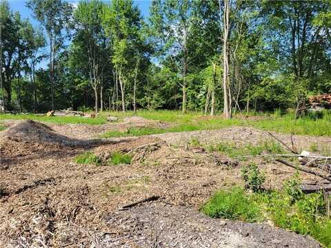 460 E CASTON ROAD, UNIONTOWN, OH 44685