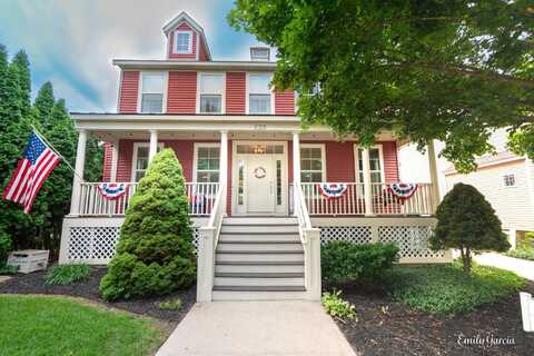 622 CEDAR SQUARE STREET, HOLLAND, MI 49423