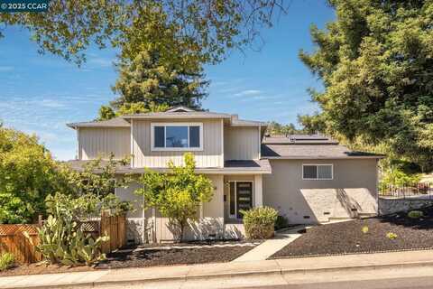 3686 Redwood Road, Oakland, CA 94619