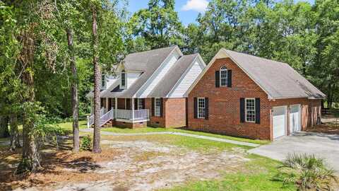 301 Sophronia St., Nichols, SC 29581