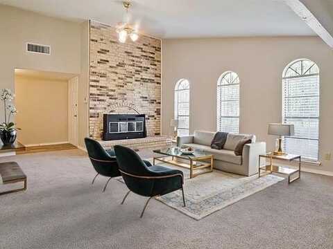8528 Van Pelt Drive, Dallas, TX 75228