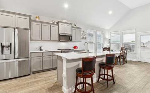 525 Big Horn Pass, Denton, TX 76210
