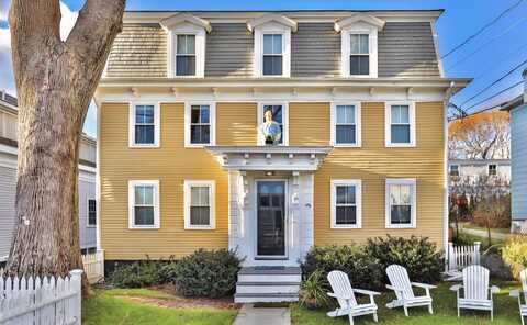 476 Commercial Street unit: 4, Provincetown, MA 02657