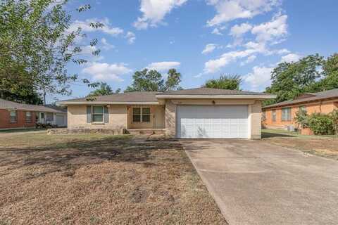 1709 Arrow Lane, Garland, TX 75042