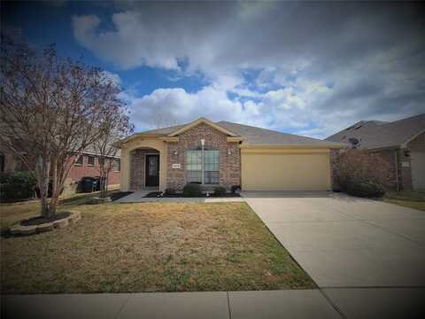 6256 Chalk Hollow Drive, Fort Worth, TX 76179