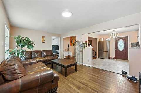 2808 Anzio Drive, Dallas, TX 75224