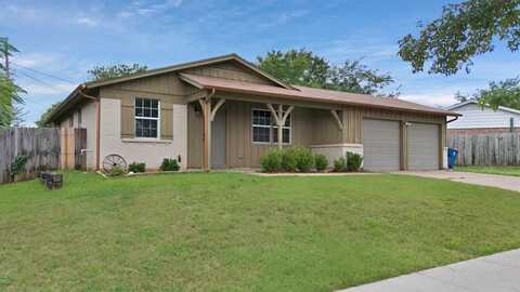 824 E Prairie View Road, Crowley, TX 76036