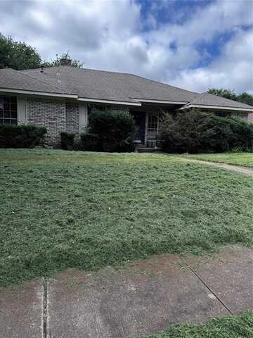 13316 Fall Manor Drive, Dallas, TX 75243