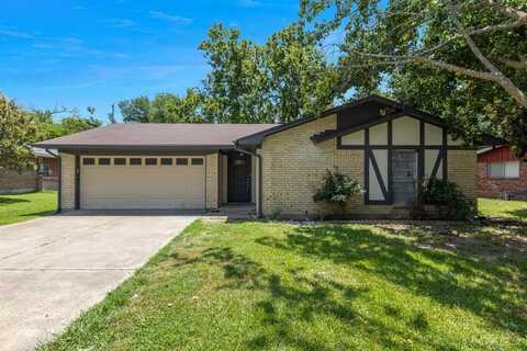 208 Collins Drive, Terrell, TX 75160