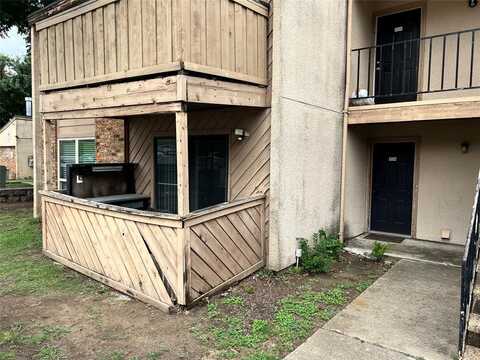 8110 Skillman Street, Dallas, TX 75231