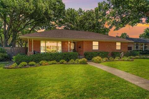 2118 Lansdowne Drive, Garland, TX 75040