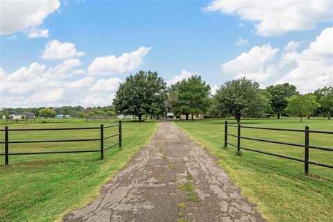 182 Tom Mccartney Lane, Gholson, TX 76705
