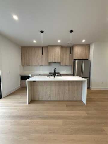 7336 Flyers Way, Dallas, TX 75235