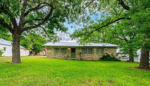 704 San Antonio St, Fredericksburg, TX 78624