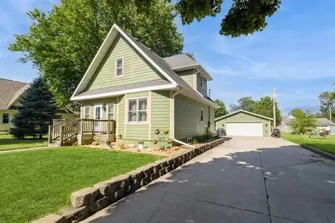 109 N. Park St., Roland, IA 50236