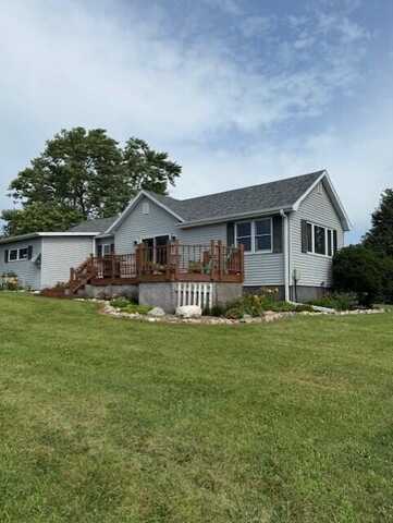 23725 County Highway S21, Radcliffe, IA 50230