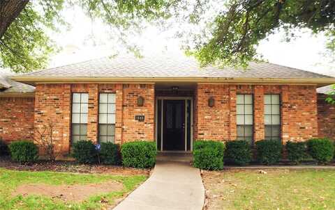 1445 Thunderbrook Drive, DeSoto, TX 75115