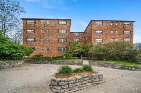 2270 Madison Road, Cincinnati, OH 45208